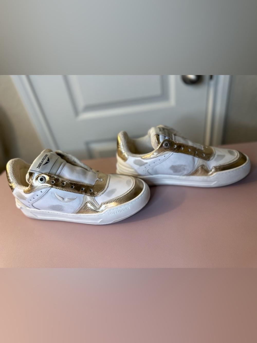 Zadig & Voltaire Women’s 38 White Sneakers with Gold Trim - Picture 2 of 6